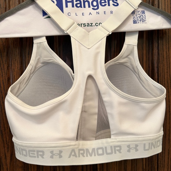 Set of 2 UnderArmour sports bras 34C/ small - Picture 7 of 7